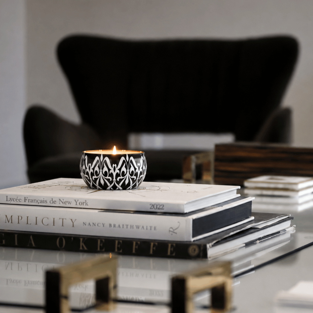 Suede Saffra Candle