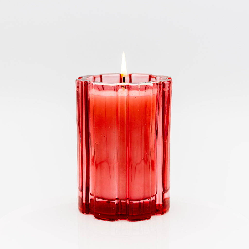    red-currant-glass-scented-candle-soy-wax-blend-and-cotton-wick